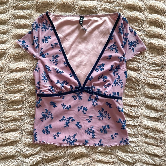 Motel Rocks Mesh Top - Picture 3 of 7